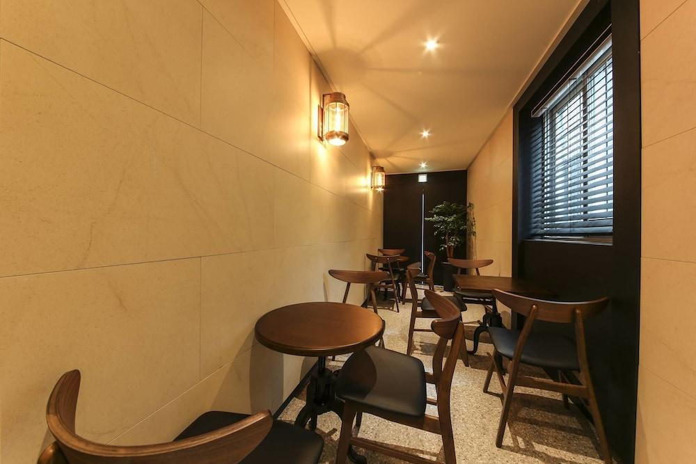 Almond Hotel Gupo Station Busan Esterno foto