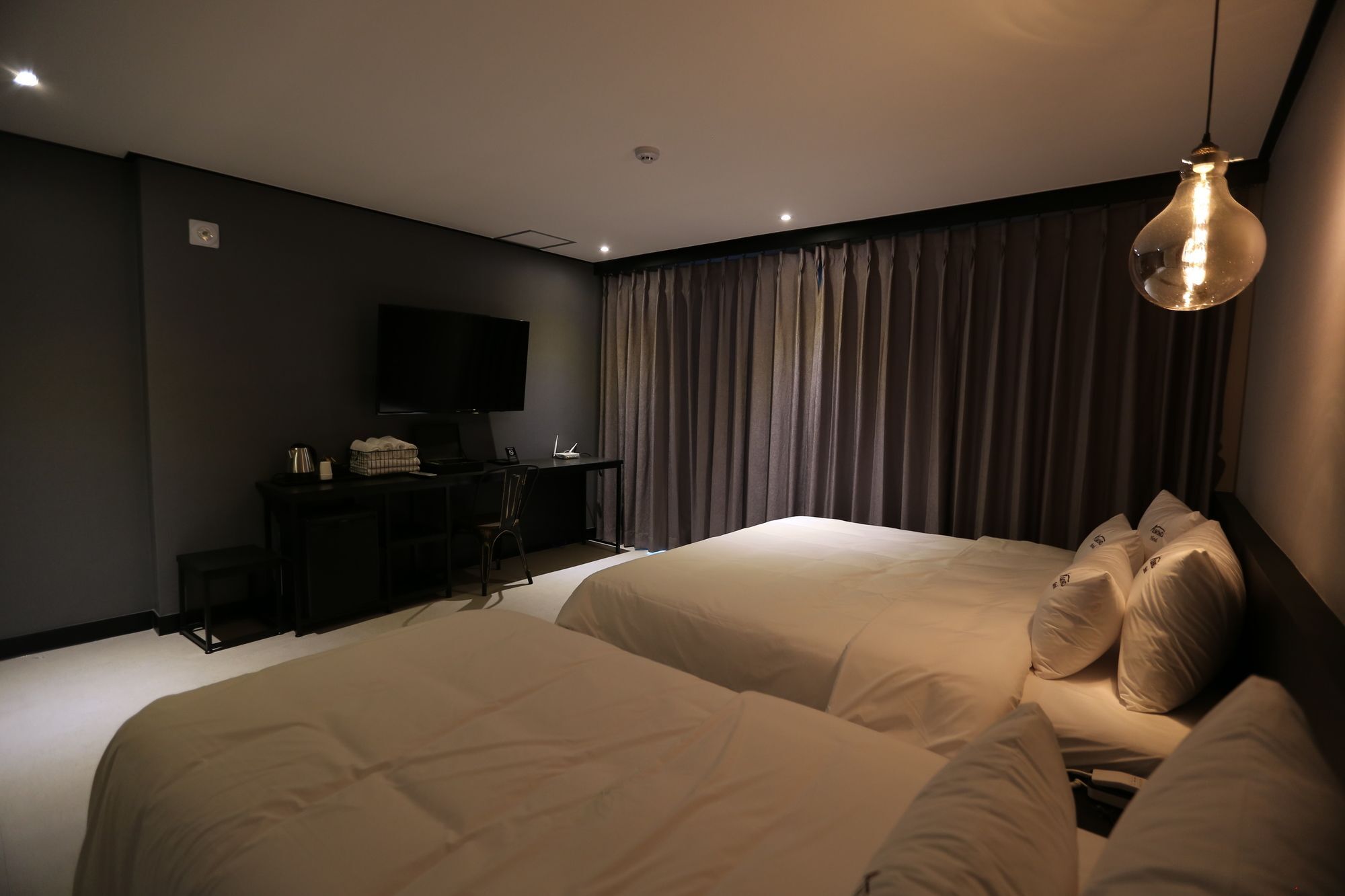 Almond Hotel Gupo Station Busan Esterno foto