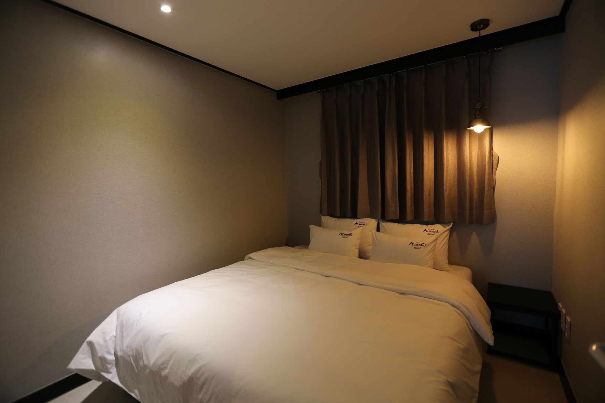 Almond Hotel Gupo Station Busan Esterno foto